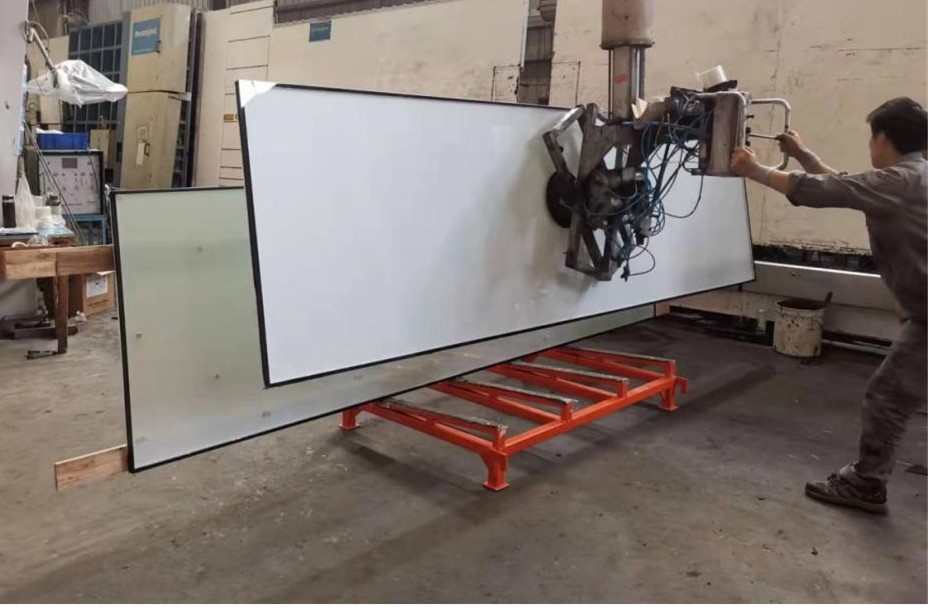 超长玻璃刷新纪录